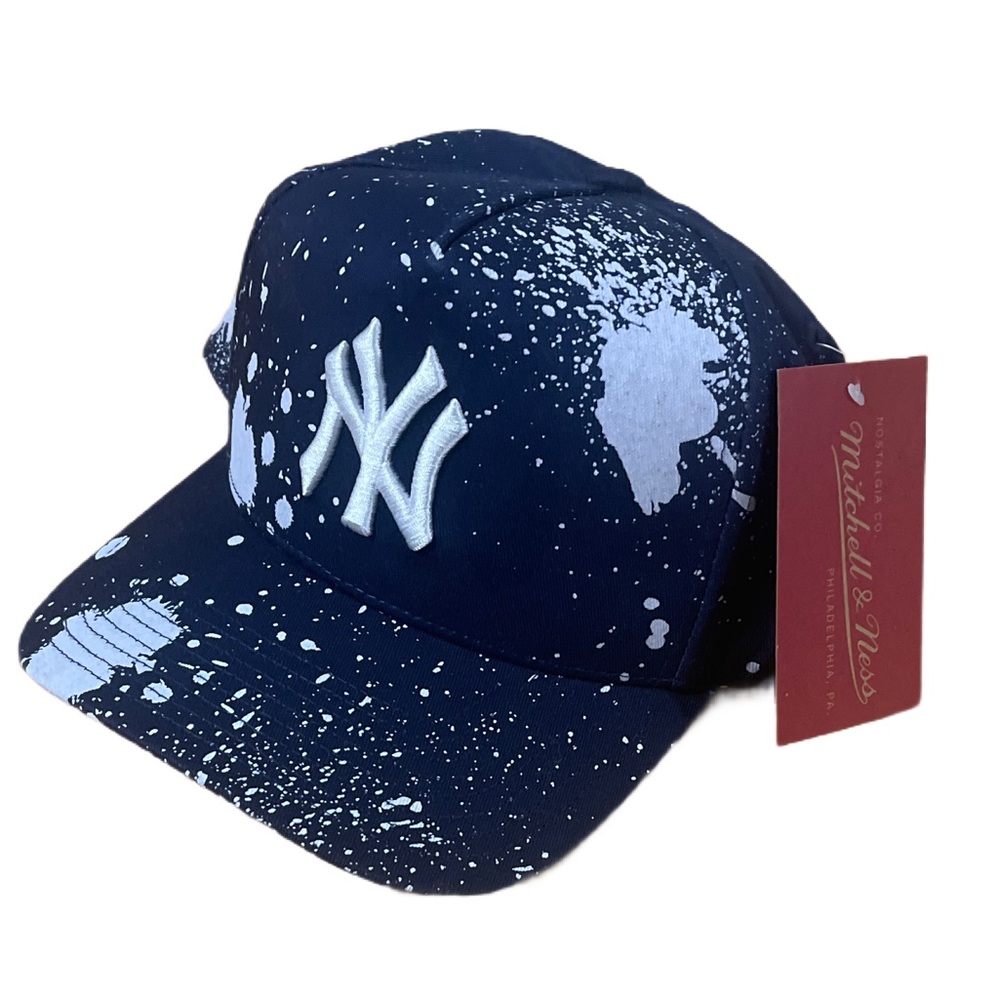 Mitchell & Ness Navy and White NY Yankees Splatter Cap Adjustable *NEW*NWT*